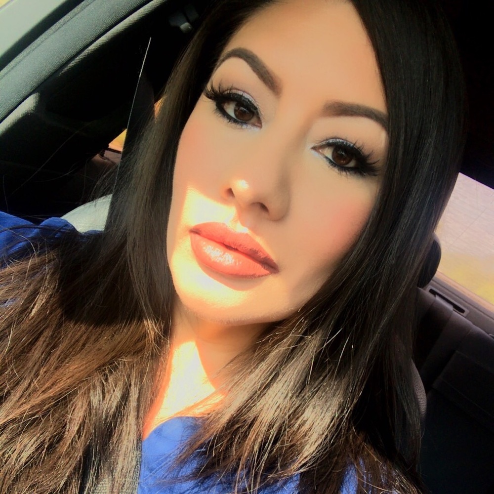 Meet your Posher, Lucy